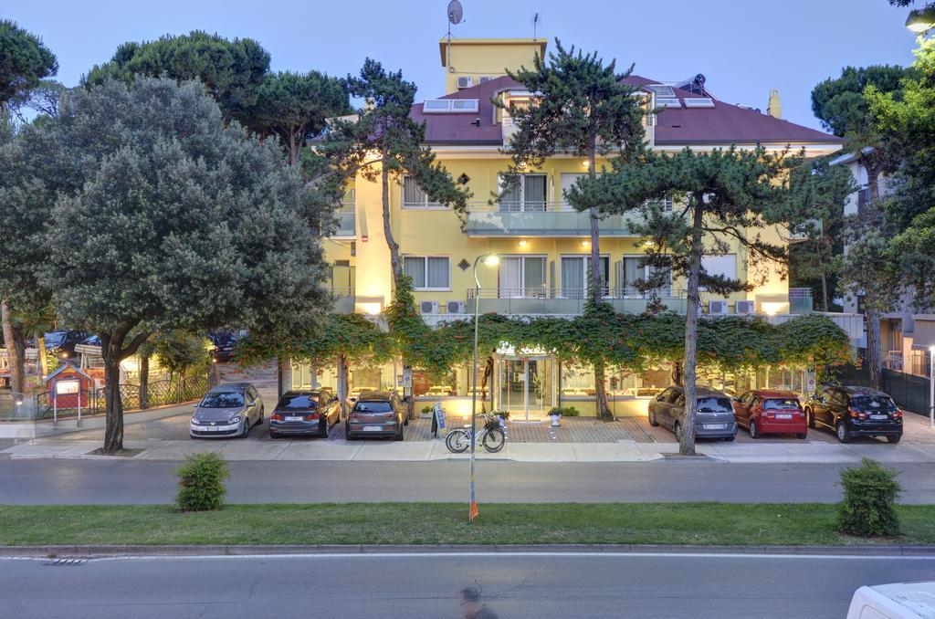 Hotel Mimosa Lignano Sabbiadoro Zewnętrze zdjęcie