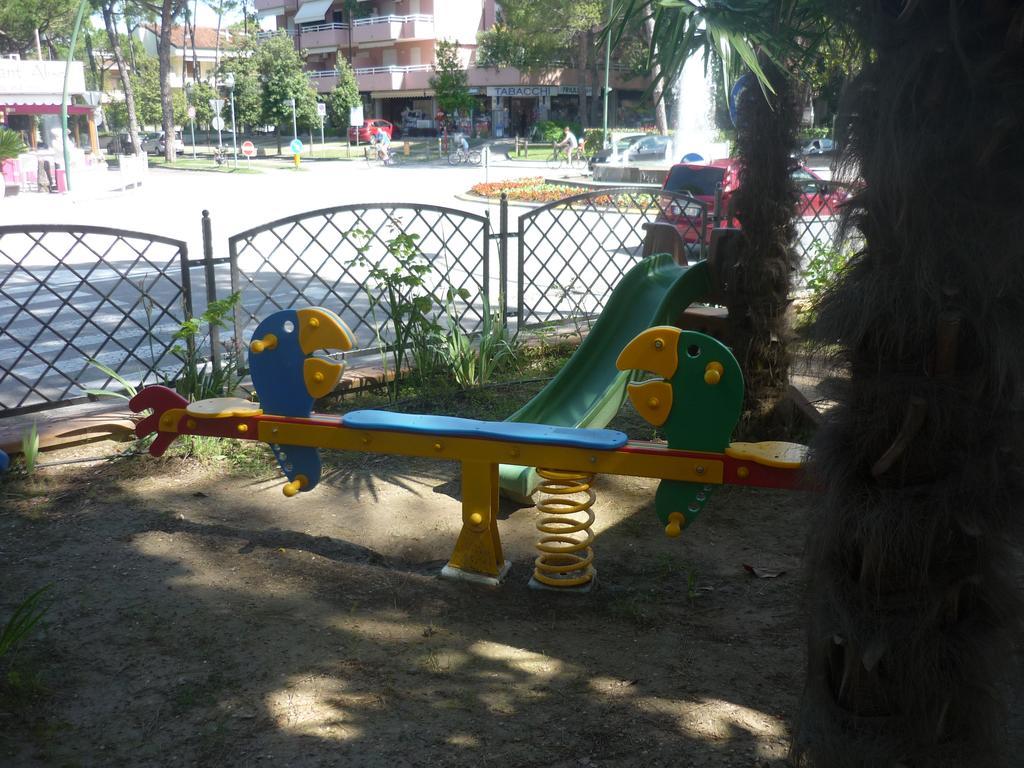 Hotel Mimosa Lignano Sabbiadoro Zewnętrze zdjęcie