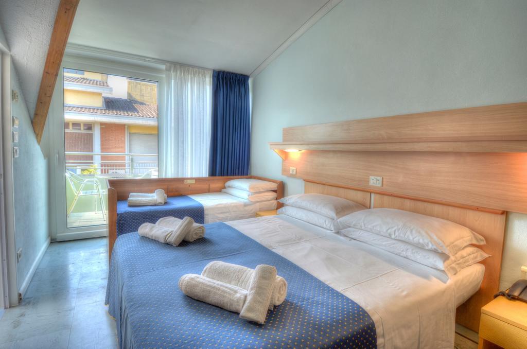 Hotel Mimosa Lignano Sabbiadoro Zewnętrze zdjęcie