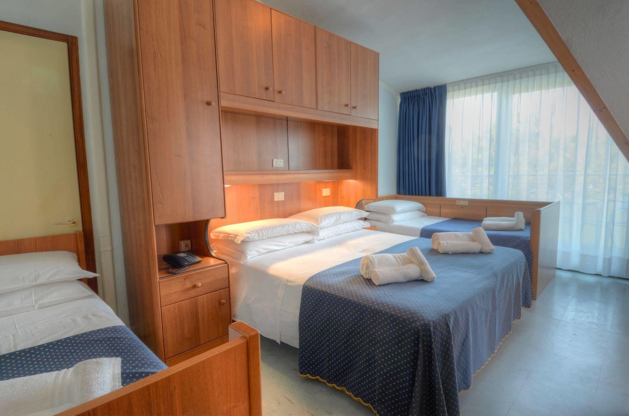 Hotel Mimosa Lignano Sabbiadoro Zewnętrze zdjęcie