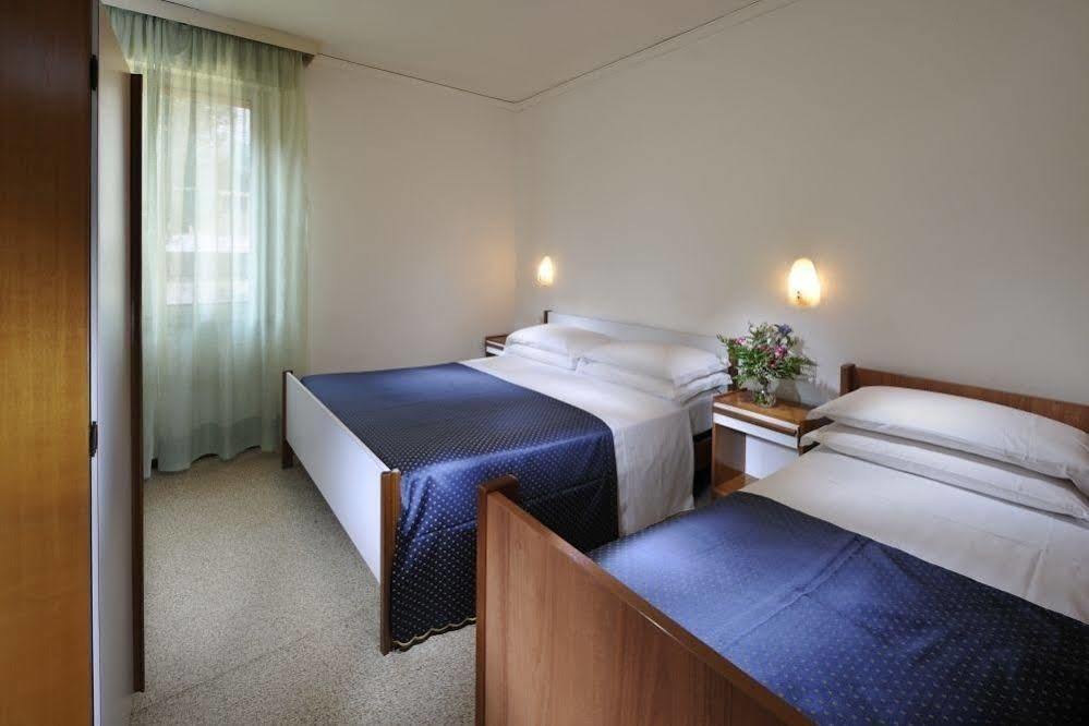 Hotel Mimosa Lignano Sabbiadoro Zewnętrze zdjęcie