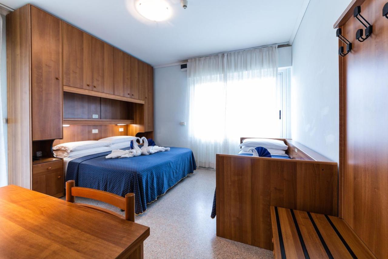 Hotel Mimosa Lignano Sabbiadoro Zewnętrze zdjęcie