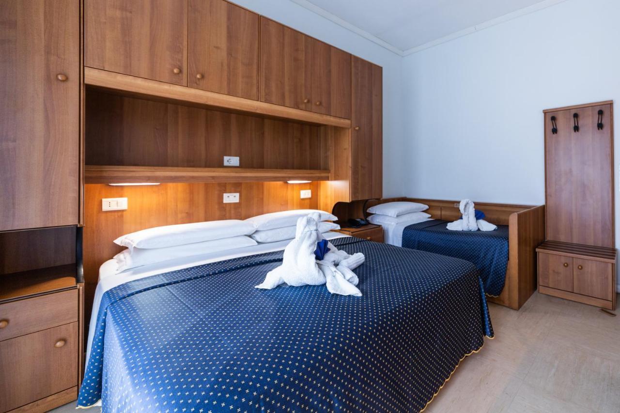 Hotel Mimosa Lignano Sabbiadoro Zewnętrze zdjęcie